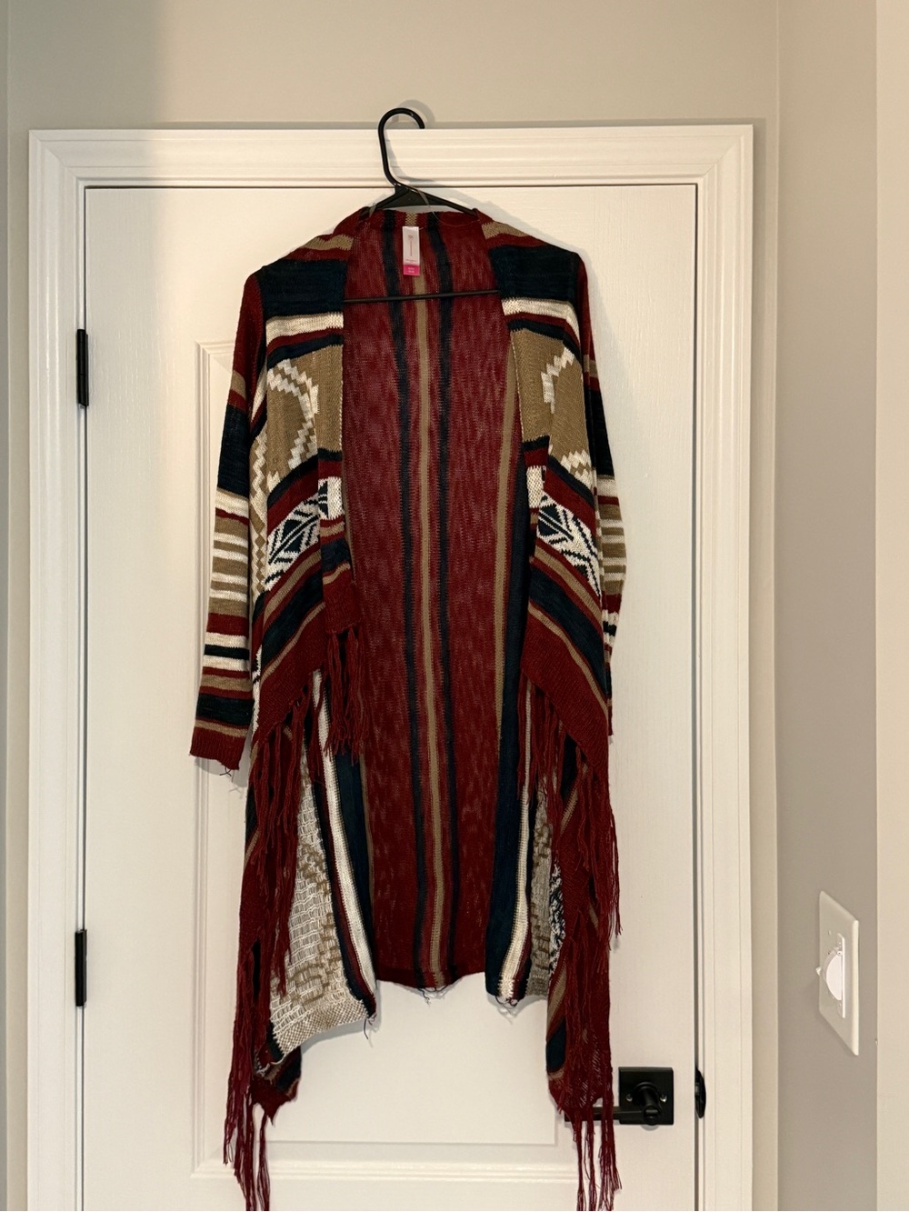 Fringed Open-Front Knit Cardigan Sweater in Burgundy Multi